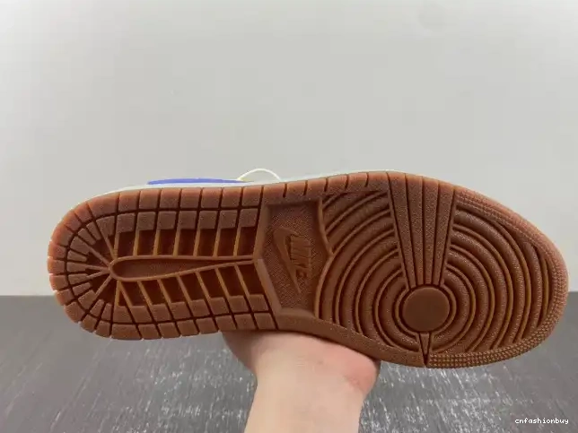 x 1 DZ4137-700 Travis Jordan Scott Canary Low OG Air 0613
